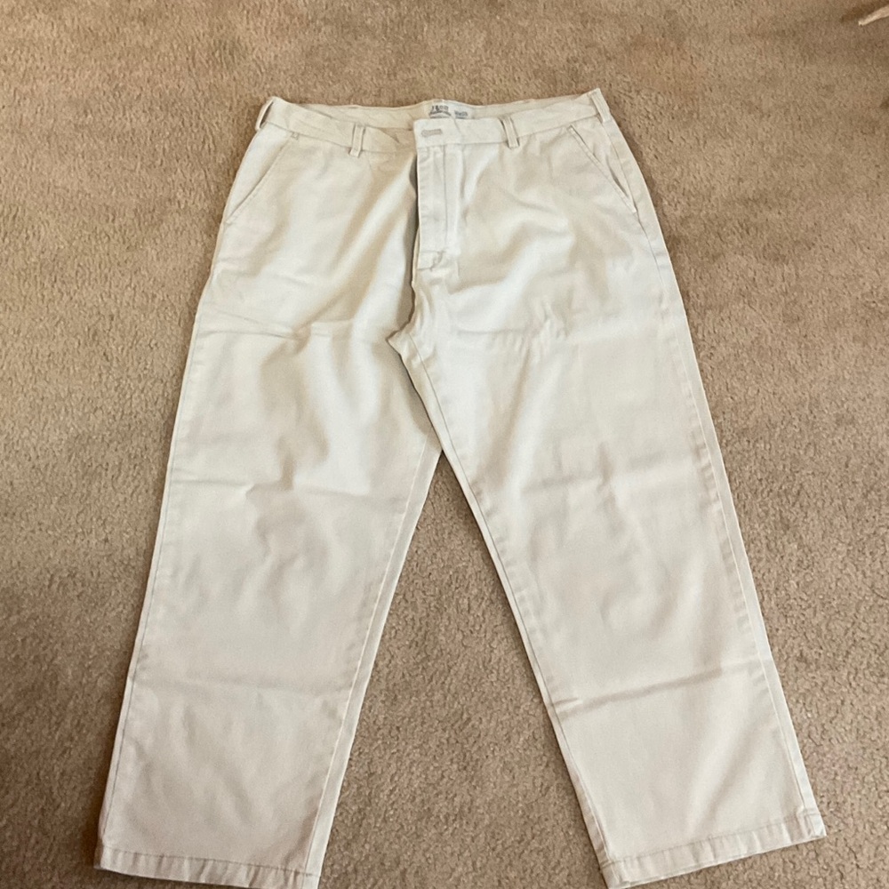 Izod Saltwater Chinos